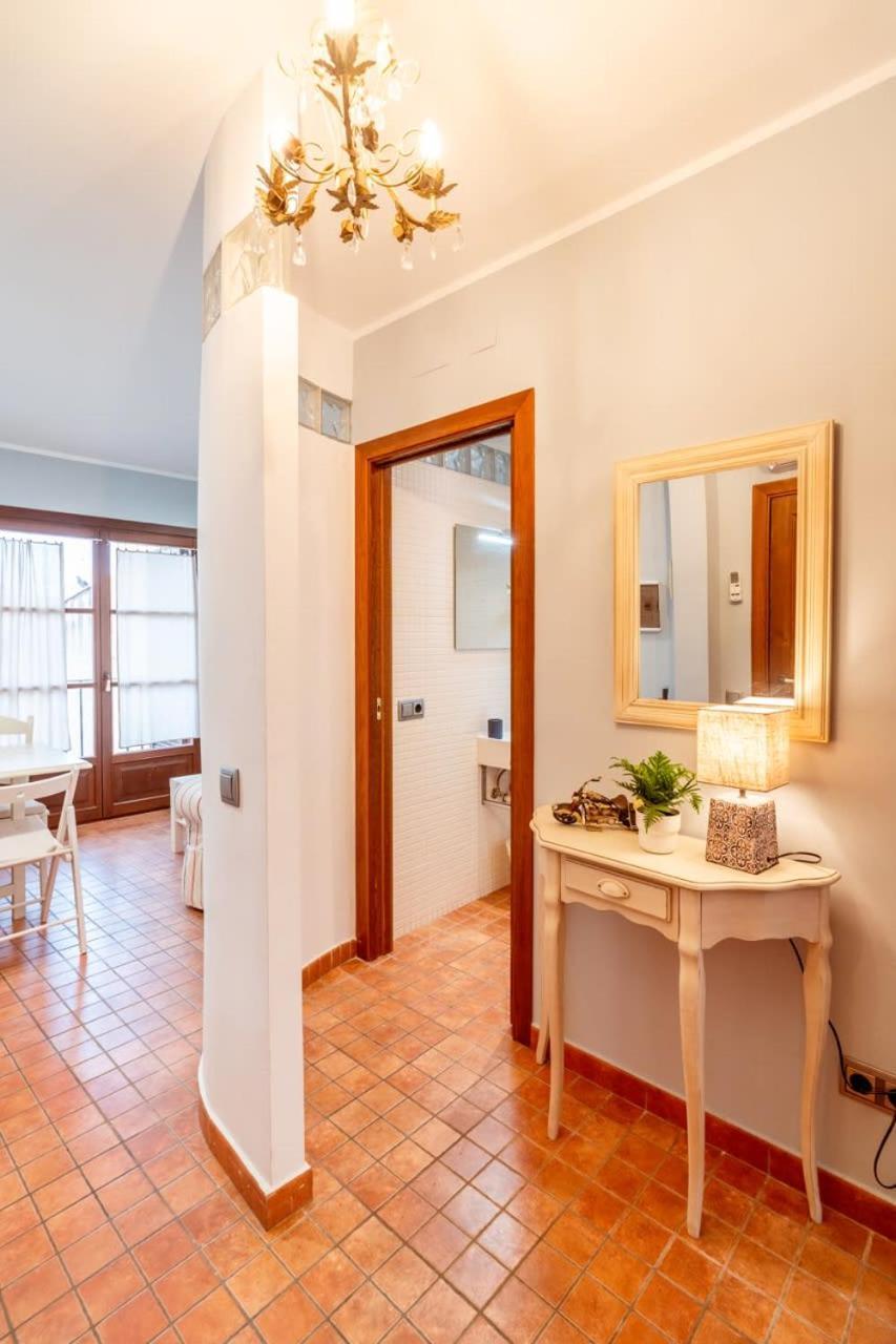 Old Town By Tarragonadays Apartment Bagian luar foto